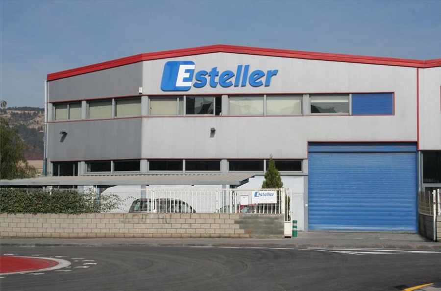 Fotografía de la fachada de la sede de Esteller.