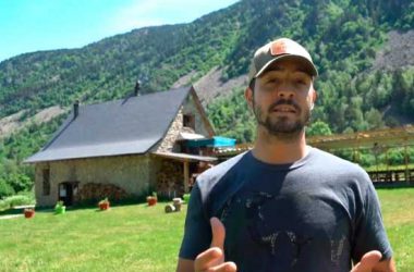 Pedro Ampuero presenta la Hunting Mountain Academy organizada por Kuiu